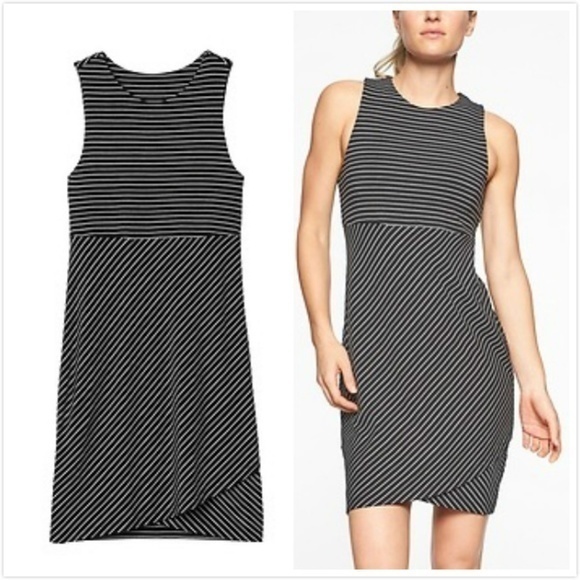 Athleta La Palma Dress‎ Striped Athletic UPF 50+ Tulip Edge Front Size M … - Picture 1 of 8
